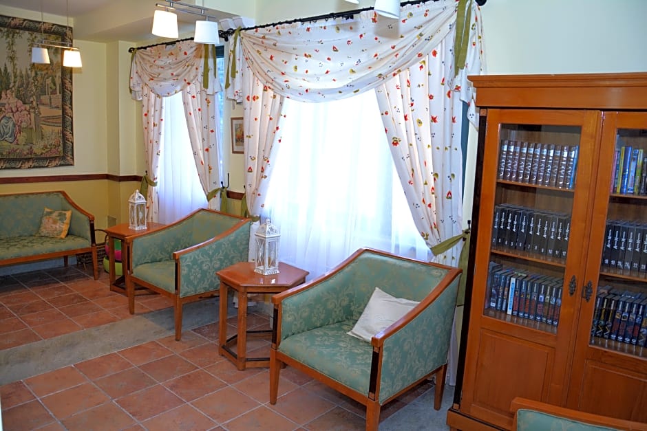 Aparthotel Villa Lav