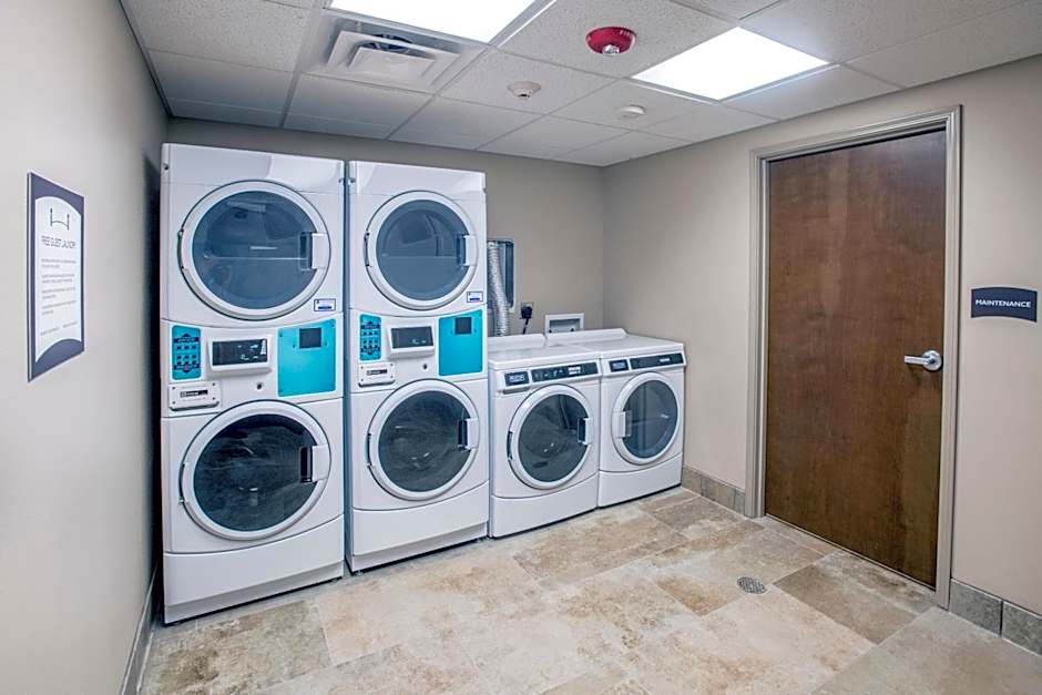 Staybridge Suites Denver Downtown By IHG