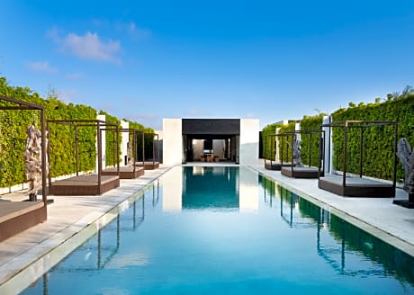 eqUILIBRIA Seminyak