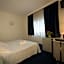 Club Hotel