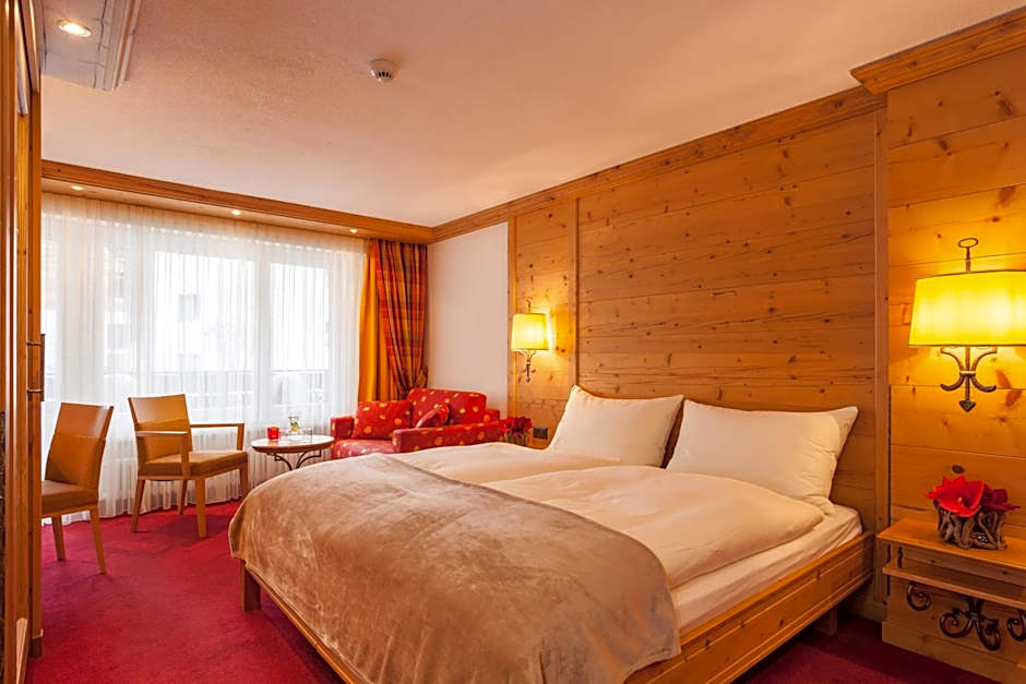 Hotel Holiday