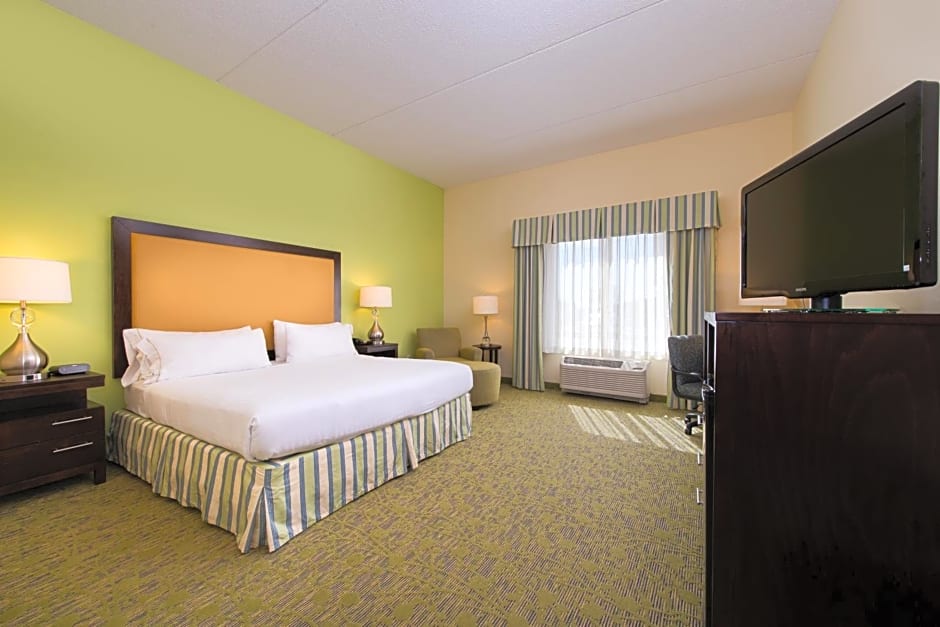 Holiday Inn Express and Suites Dickson City, an IHG Hotel