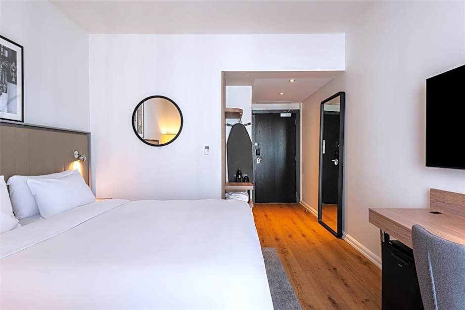 Radisson Hotel Manchester City Centre, A Verified Net Zero Hotel
