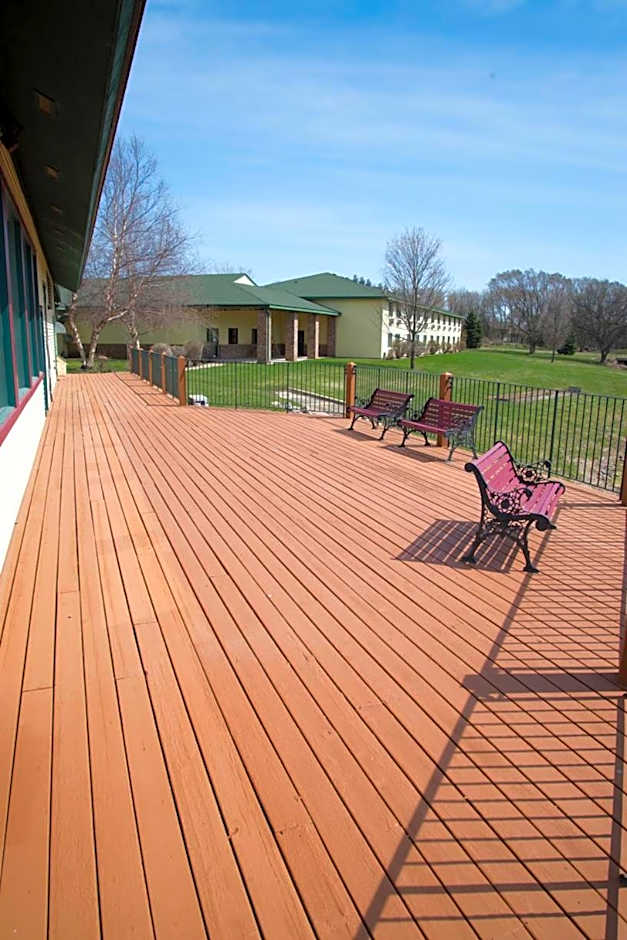 Hometown Inn And Suites Belle Plaine
