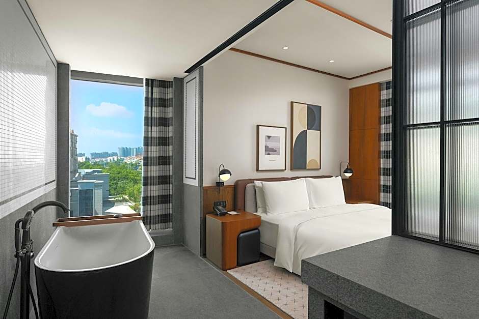 Flow and Co. Qingdao, Autograph Collection