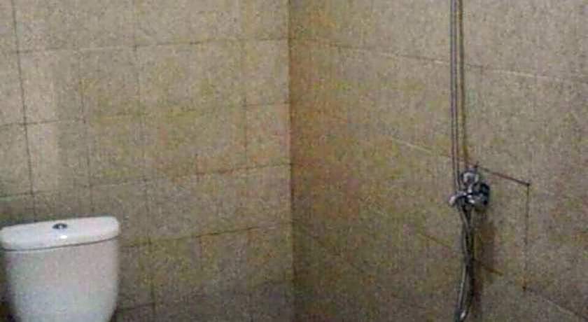 OYO 93241 Hotel Puri Azzura Danau Ranau Near Danau Ranau Pusri