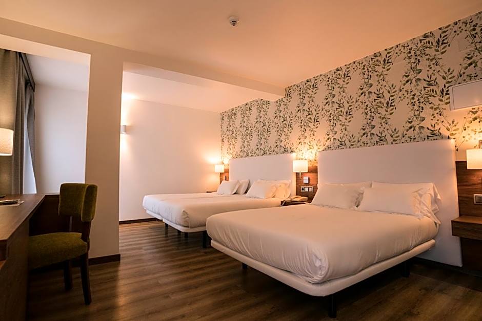 Hotel Piramide