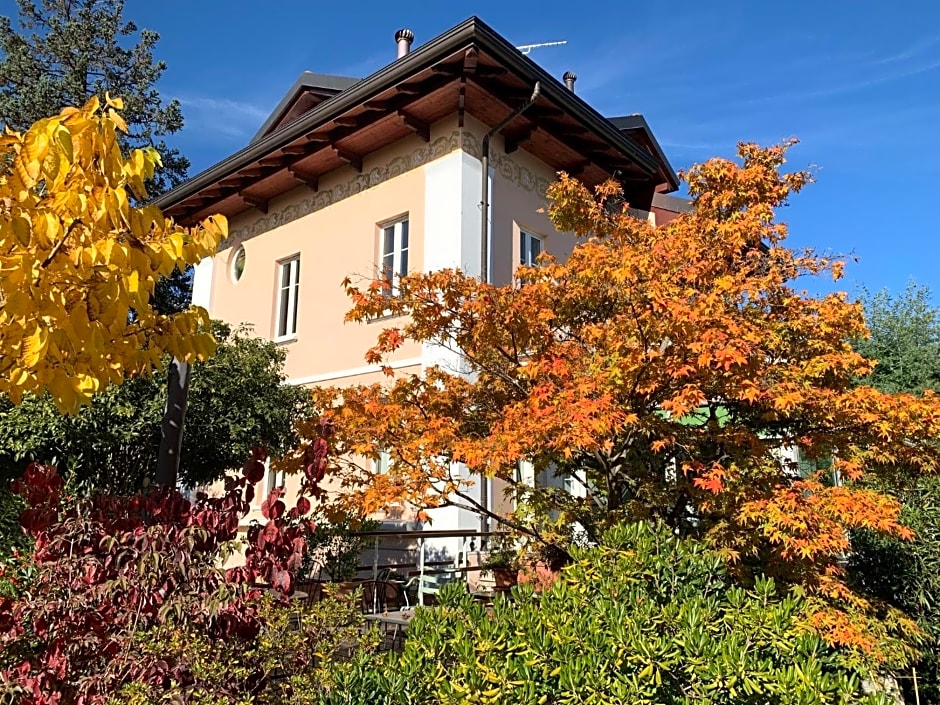 CASABELLA-LAGO MAGGIORE