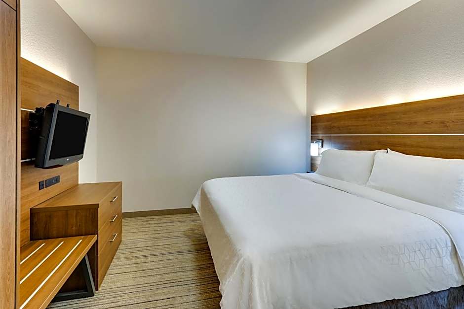 Holiday Inn Express Hotel & Suites Waxahachie By IHG