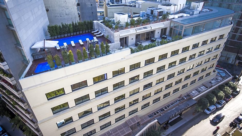 Le Bristol Hotel