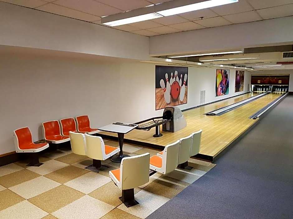 Crowne Plaza Kitchener-Waterloo By IHG