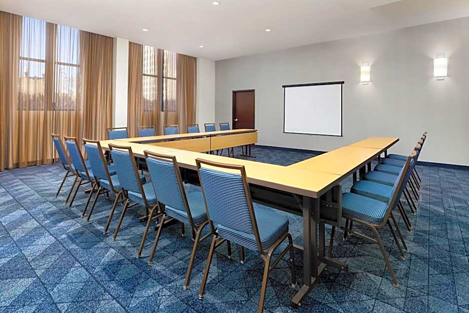 Courtyard by Marriott Atlantic City Beach Block