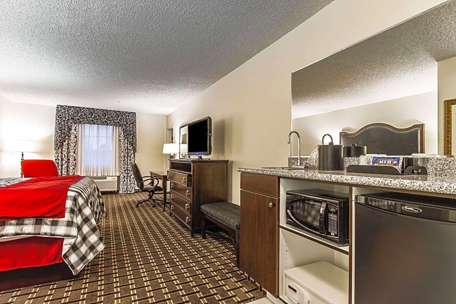 Evangeline Downs Hotel, Ascend Hotel Collection
