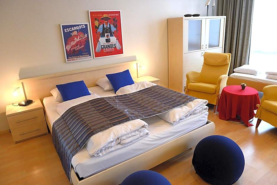 Photo 1 of 4 of Triple Room