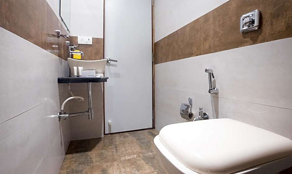 Treebo Amber International