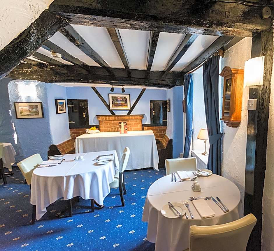 Photo 1 of 36 of Gwesty Minffordd Hotel