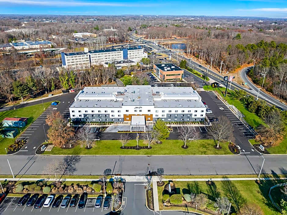 Latitude Suites Tinton Falls Eatontown - BW Premier Collection