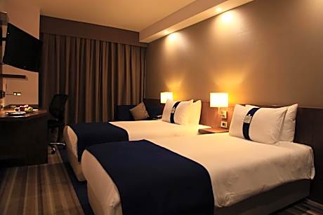 Twin Room - Non-Smoking