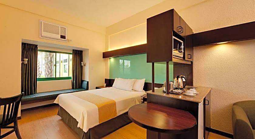 Microtel by Wyndham Cabanatuan