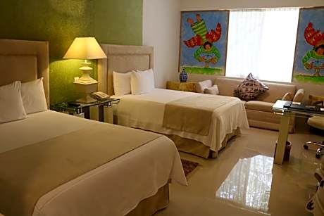 2 Double Mobility Hearing Access W/Ri Shwr