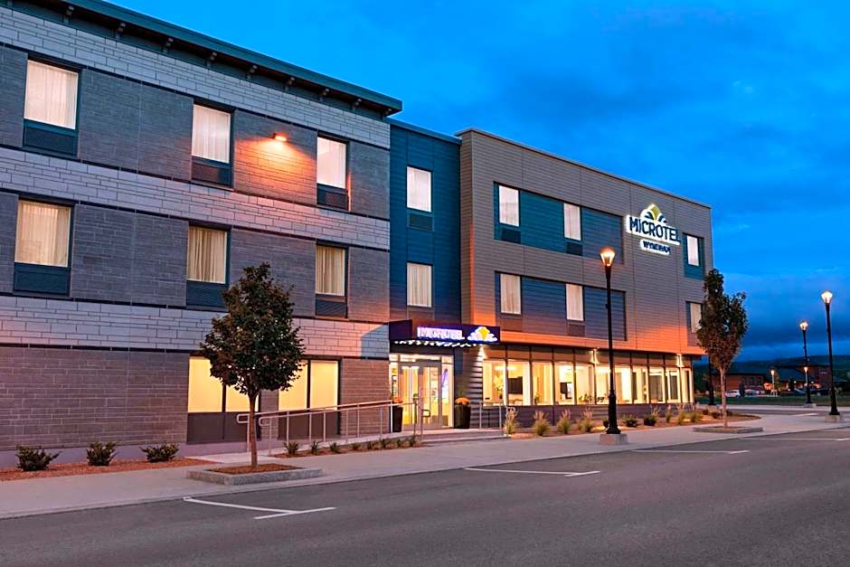 Microtel Inn & Suites by Wyndham Lac-Megantic