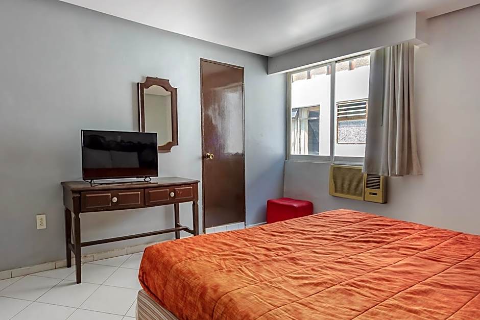 Capital O Hotel Colon Express Guadalajara