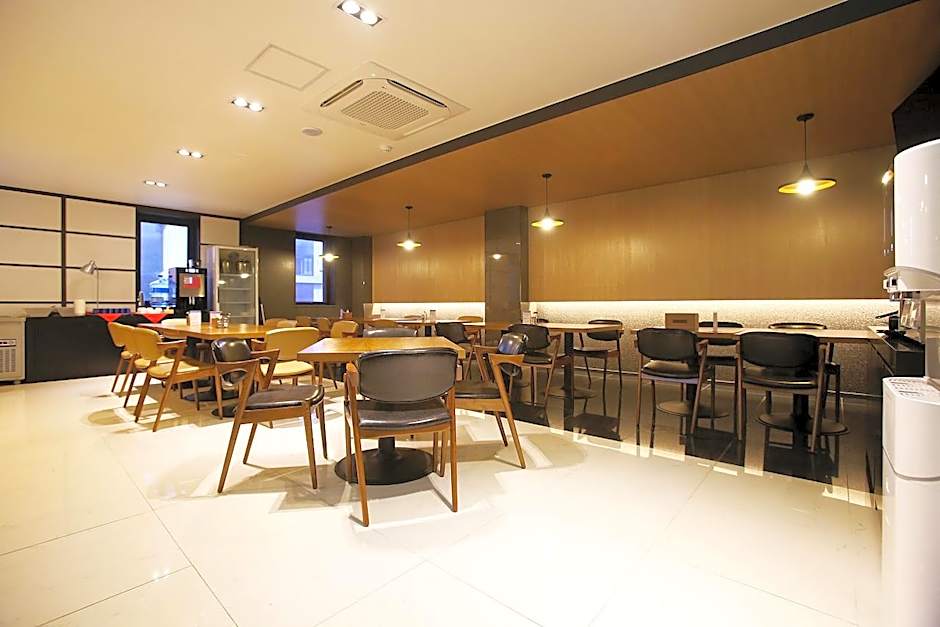 Hwaseong (Hyangnam) elga tourist hotel