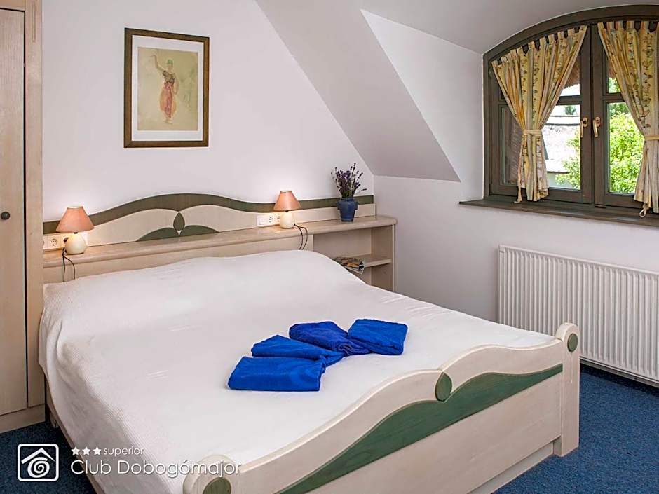 Club Dobogómajor superior