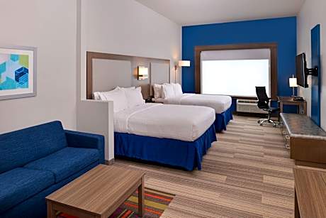 2 Queen Suite