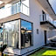 Çeşme lüks huzurlu yeni villa