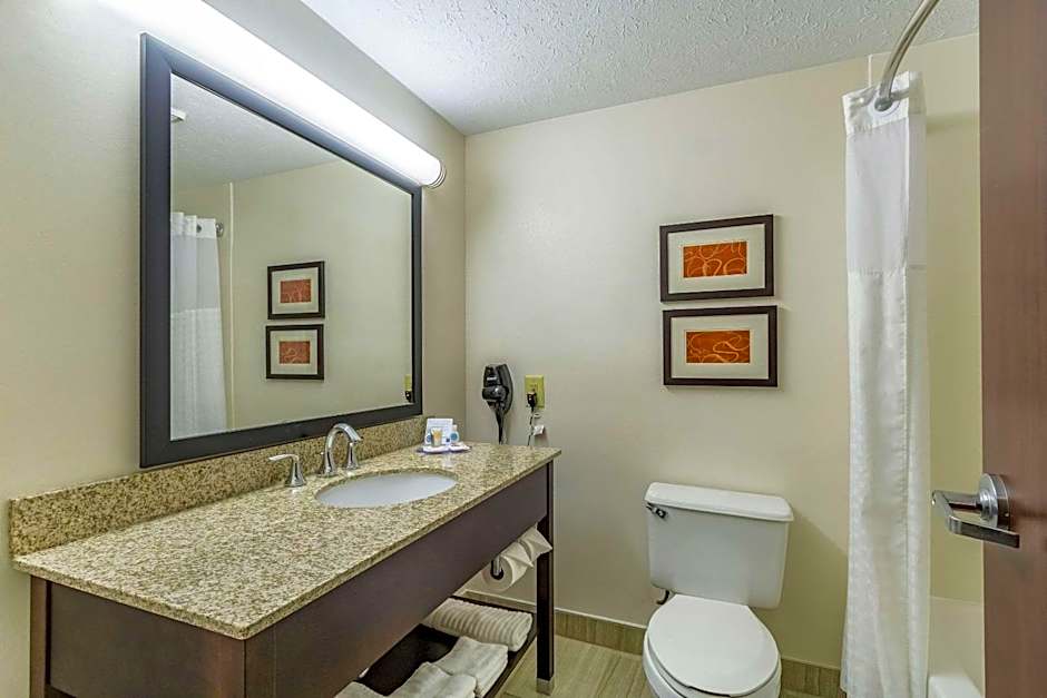 Comfort Inn Independence - Cleveland