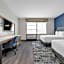 La Quinta Inn & Suites by Wyndham San Jose Silicon Valley