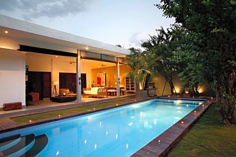 Two-Bedroom Luxury Villa with Private Pool