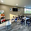 Quality Inn & Suites Elgin