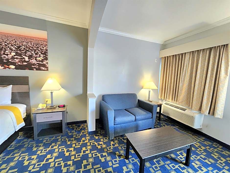 Days Inn by Wyndham Robstown