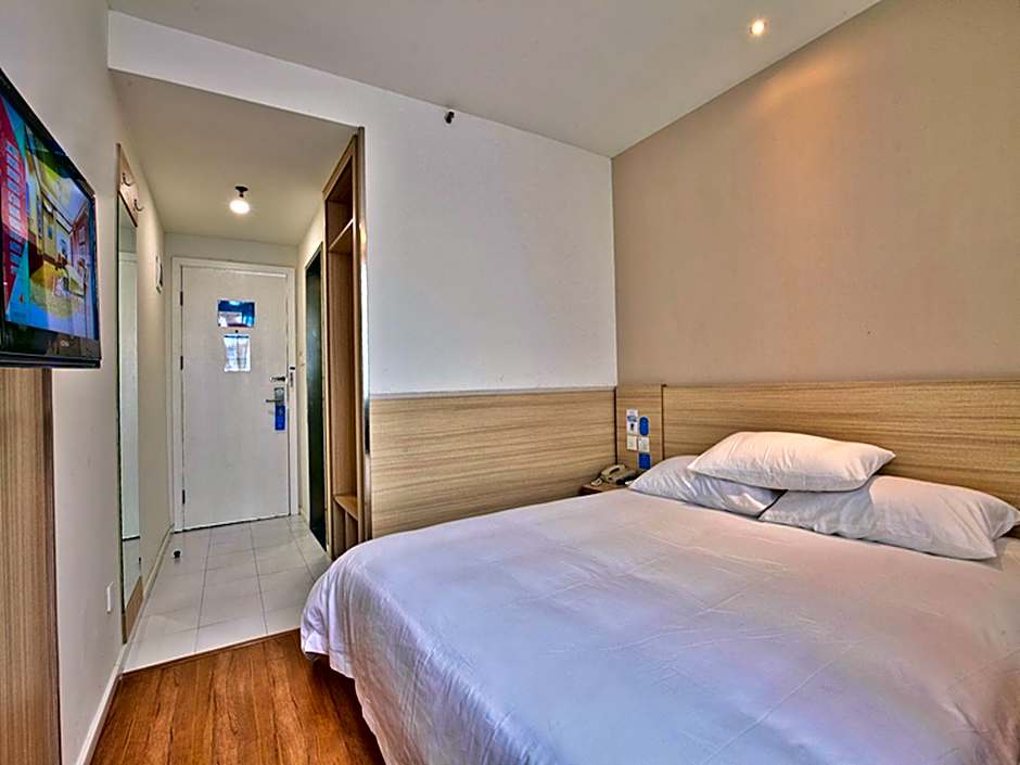 Hanting Hotel Niongbo Tianyi Square