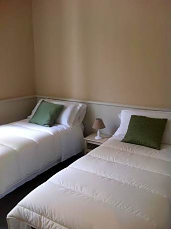 Single Room with Private External Bathroom