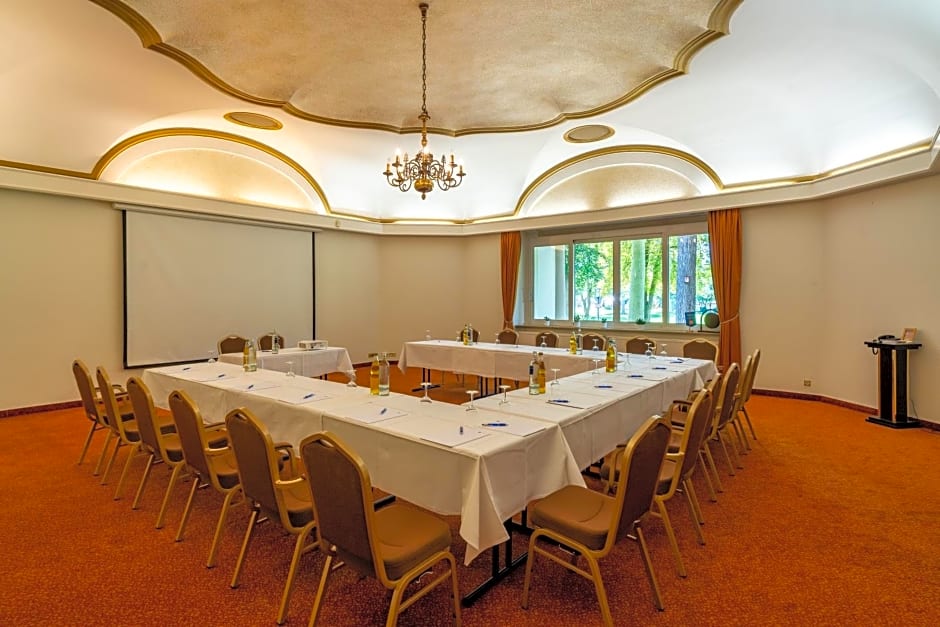 PK Parkhotel Kurhaus