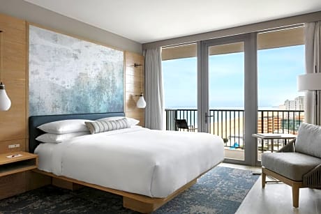 Guest room, 1 King, Ocean View, Balcony