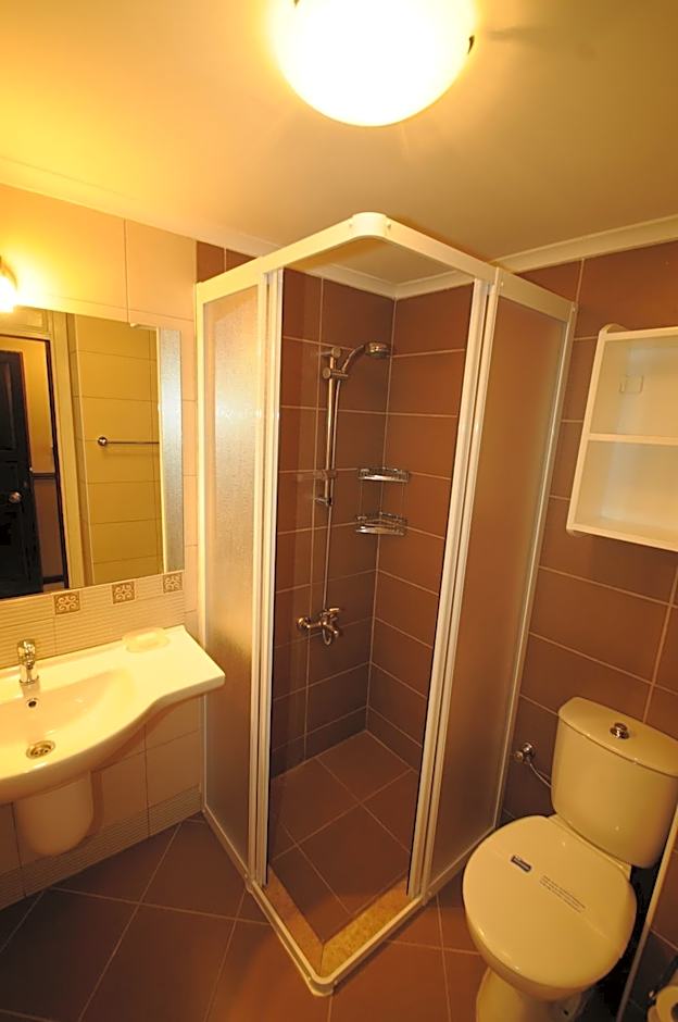 Hisar Holiday Club