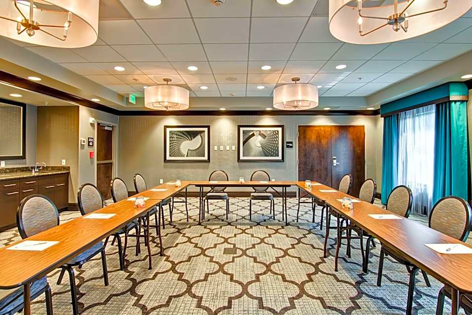 Hampton Inn By Hilton & Suites Bellevue Downtown-Seattle