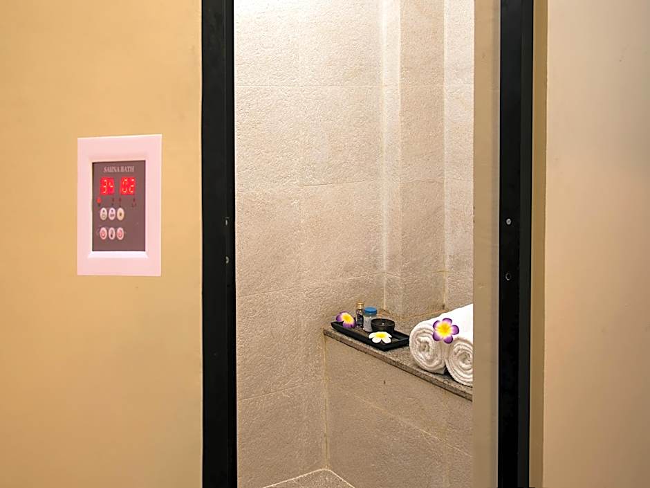 Clarks Inn Suites, Katra