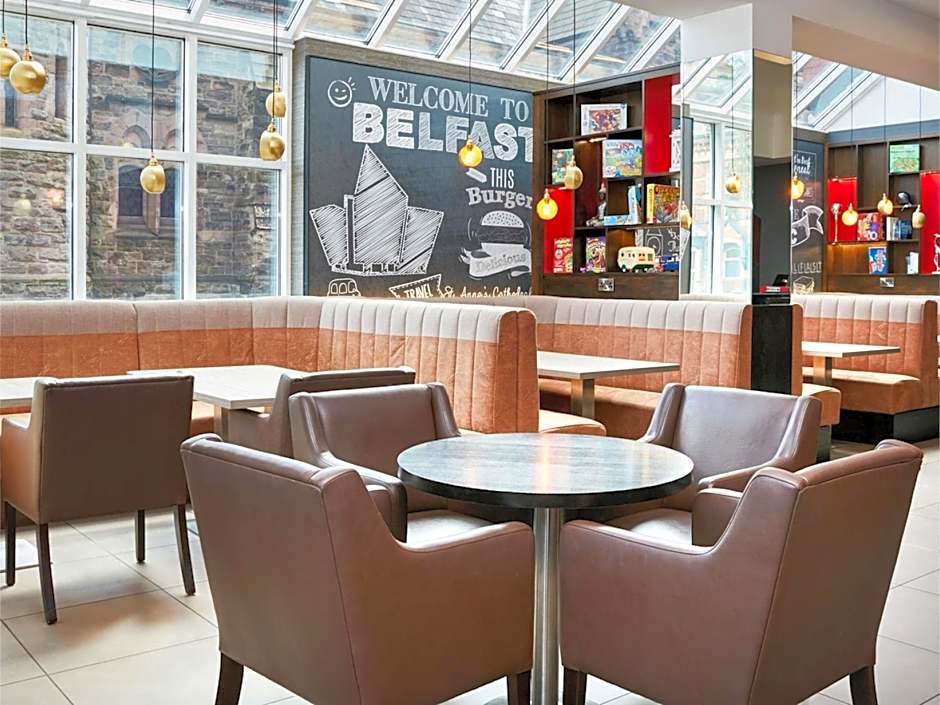 ibis Belfast Queens Quarter