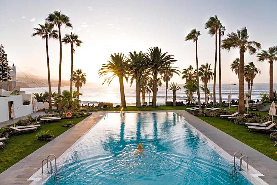 OCEANO Health Spa Hotel