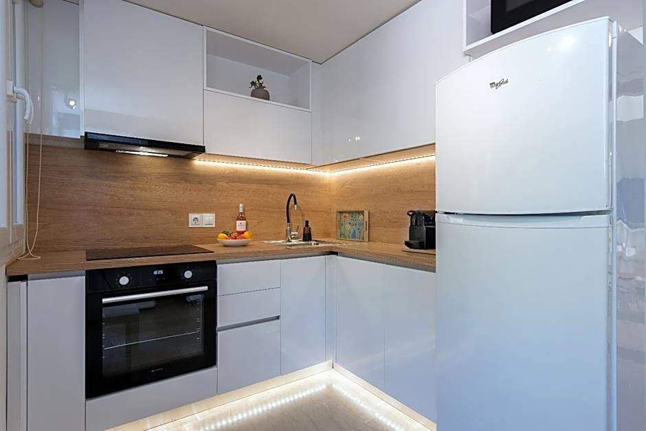 Krouzeri Beach Apartments