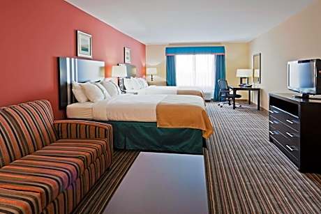 Standard Queen Room with Sofa Bed