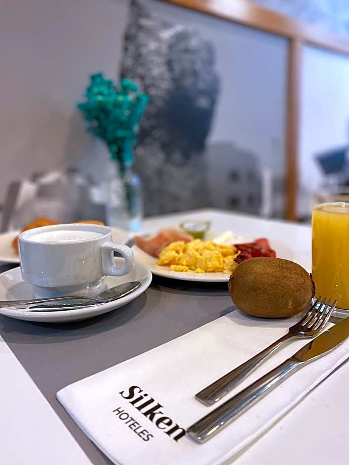 Hotel Silken Sirimiri