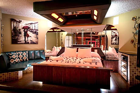 Essence Suites