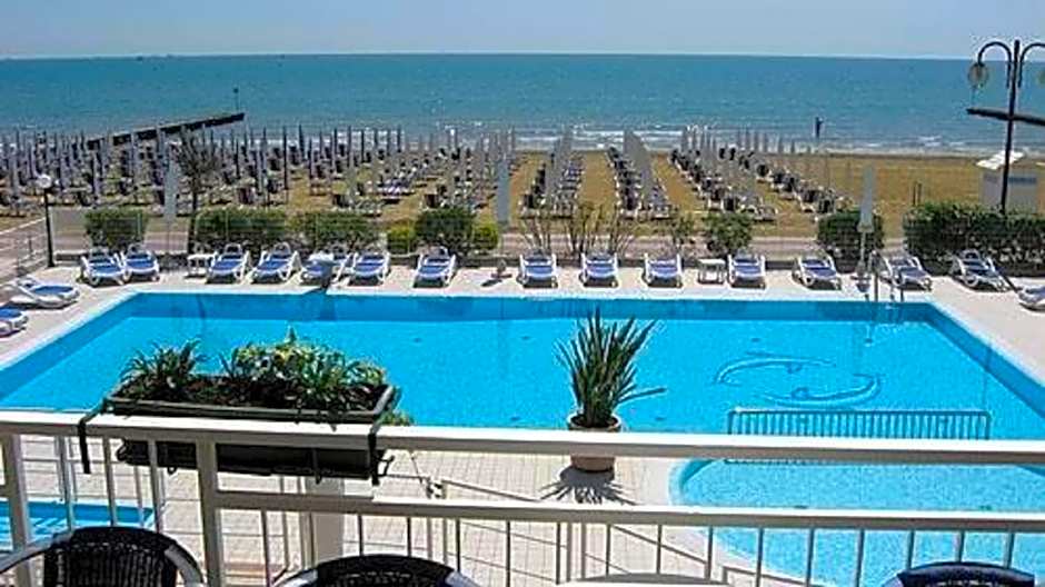 Hotel Condor