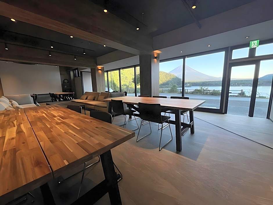 Shoji Lake Hotel